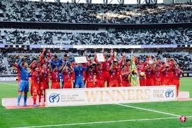 实际上绿凯和骑士只有一个才能成为湖人的对手，湖人该轮休备战