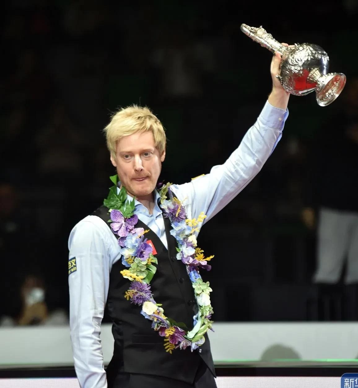 通过激烈的 通过激烈的