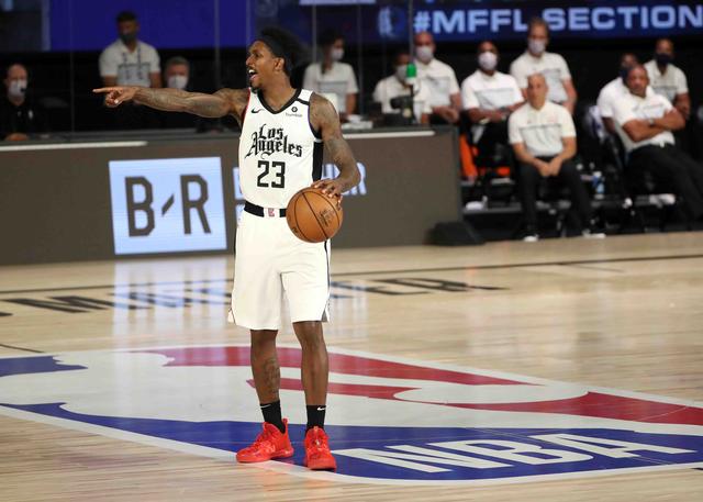 以及年轻门 以及年轻门